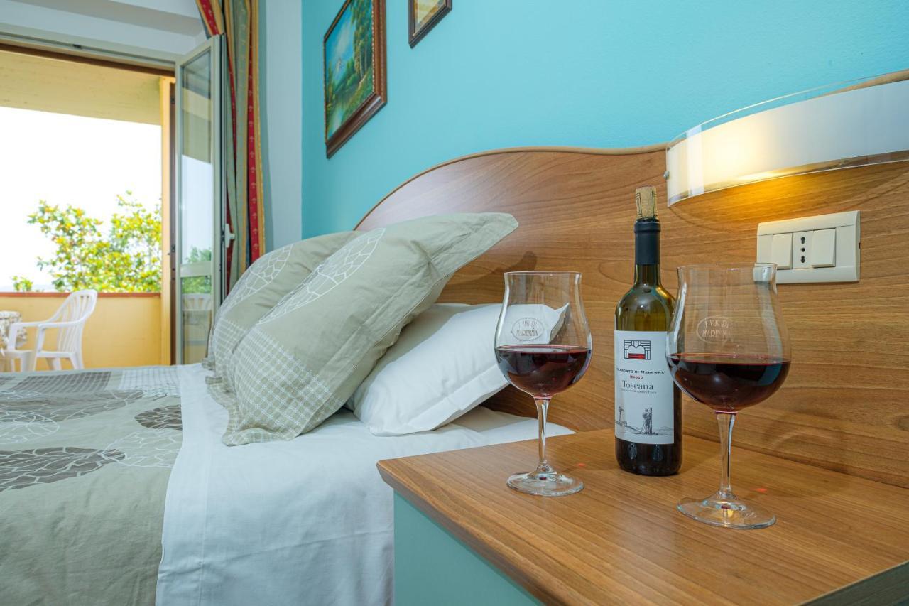Agriturismo La Fata 그레세토 외부 사진